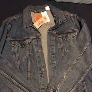 Men’s Levi’s Vintage Denim Jacket Size Large